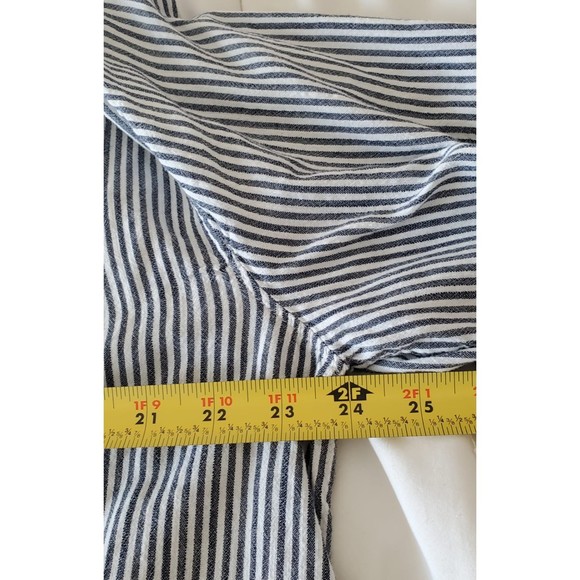 Old Navy Stripes + 3/4 Sleeve Button Shirt for Woman. Size L - Picture 6 of 7